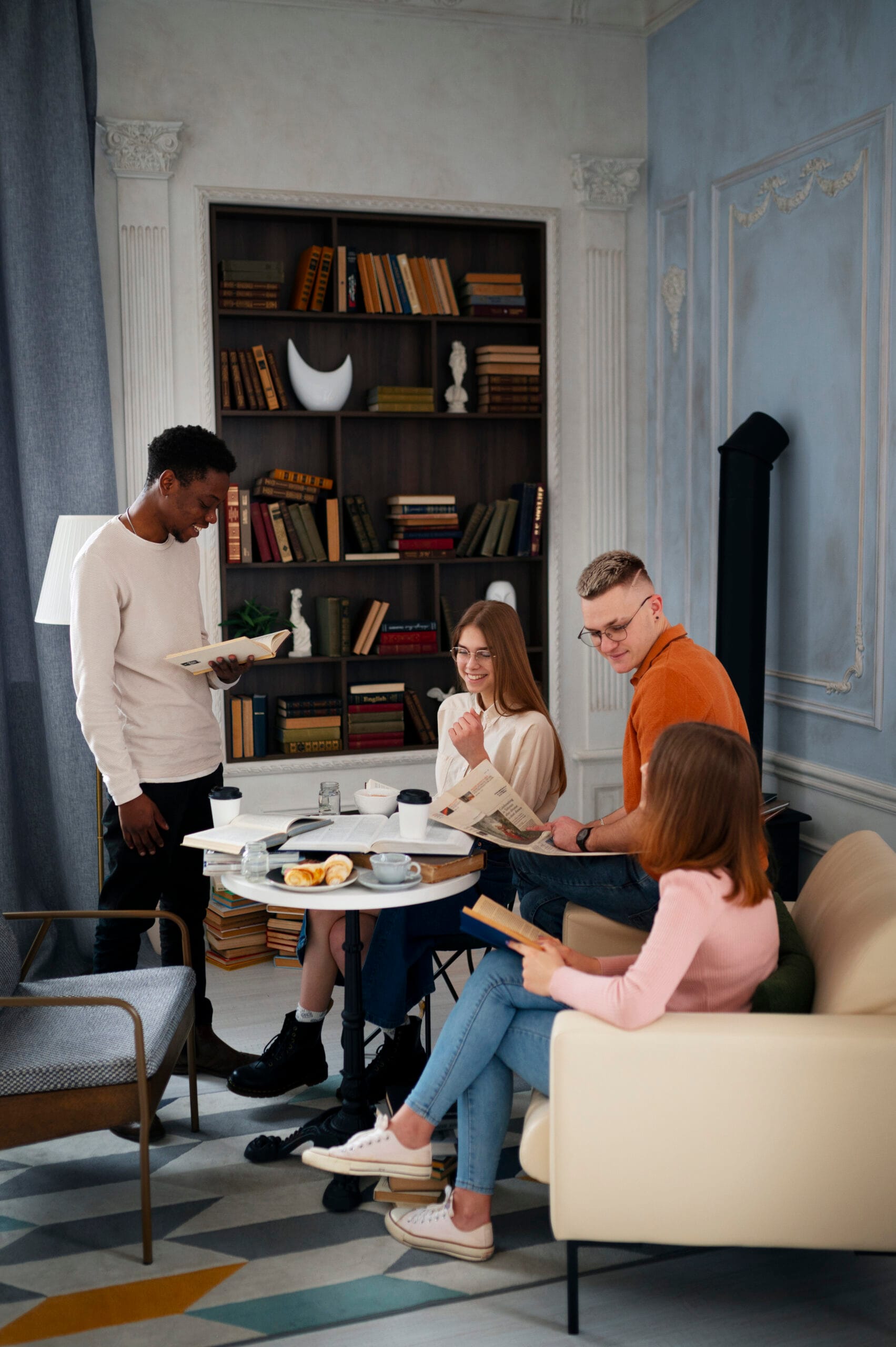 A family talking with an interventionist