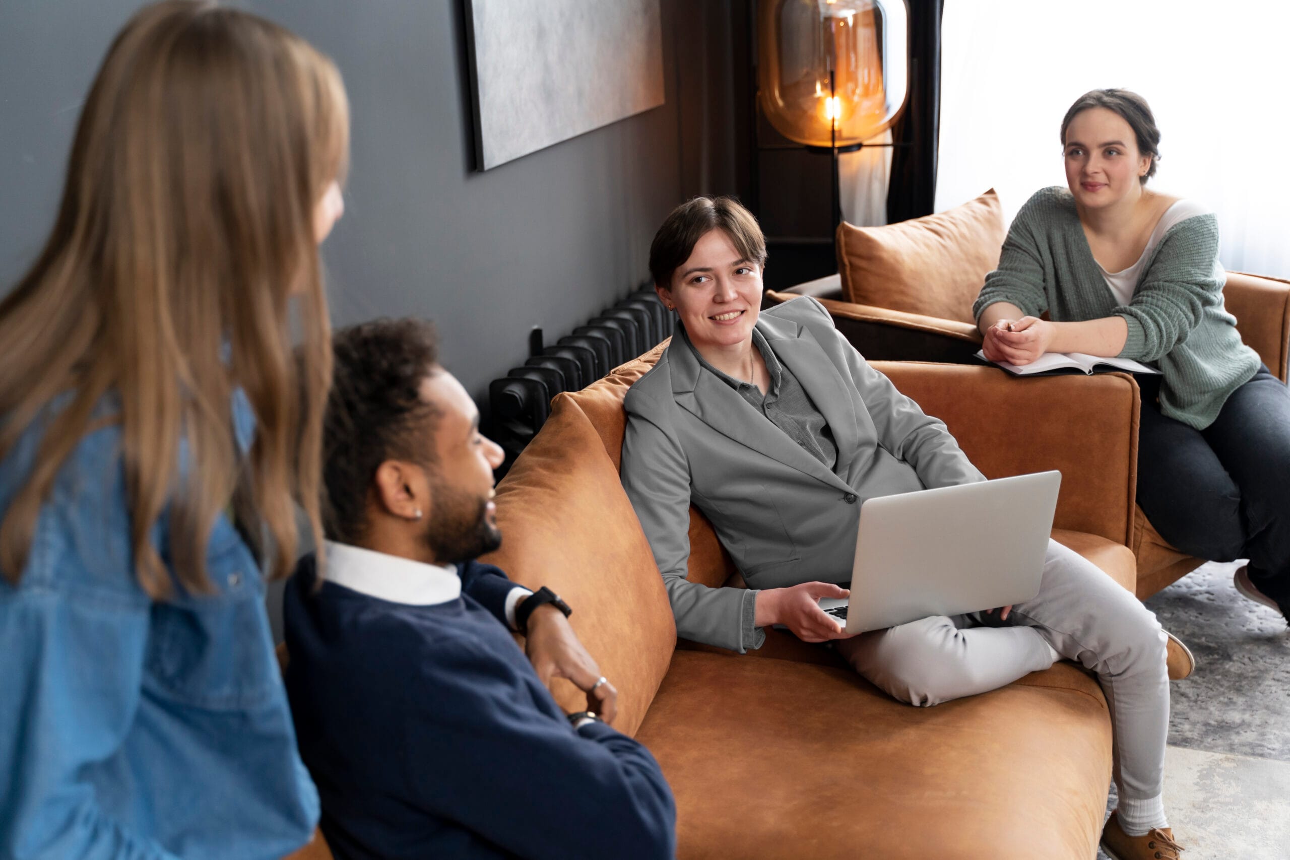 Family conversation with an interventionist