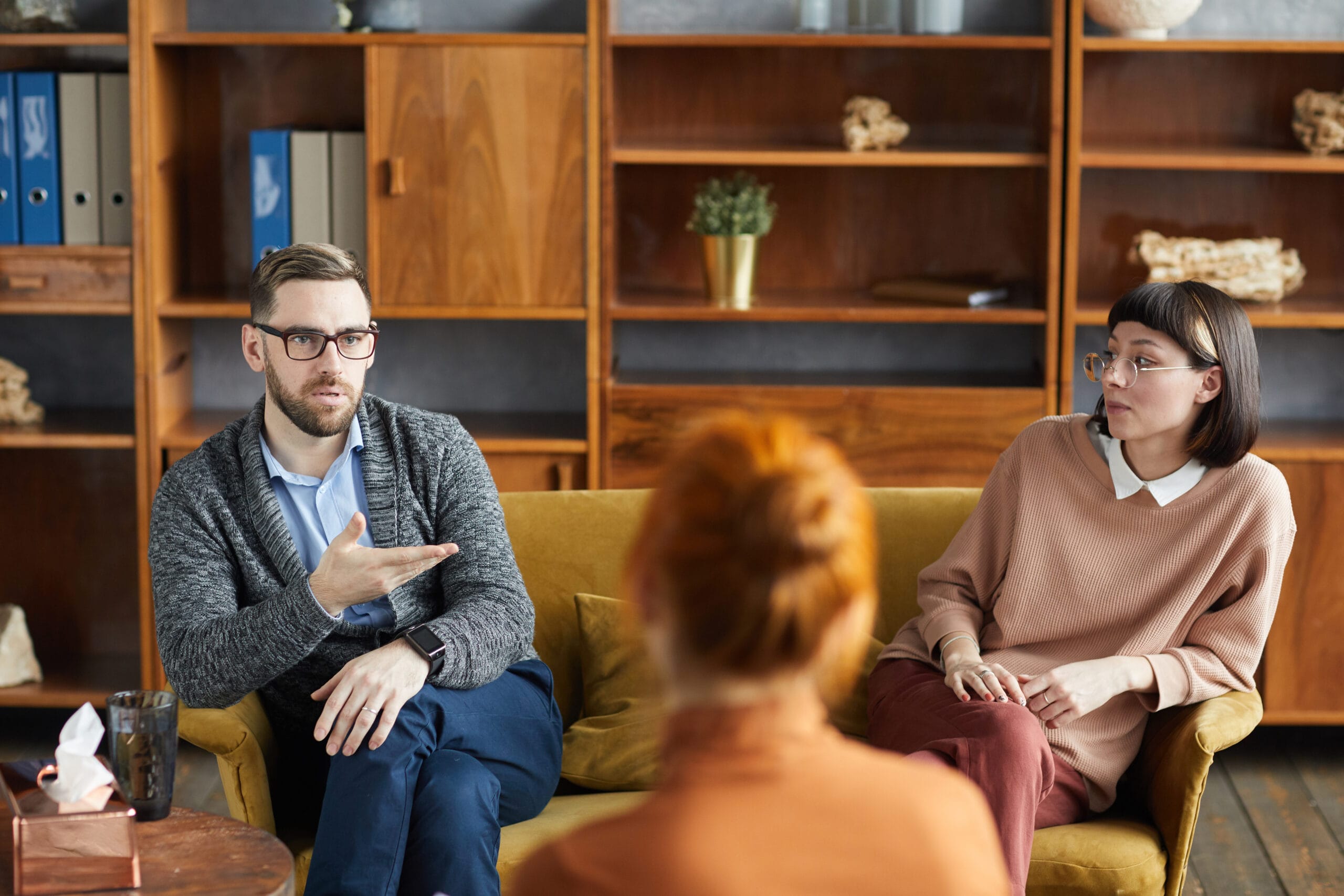 Family conversation with an interventionist