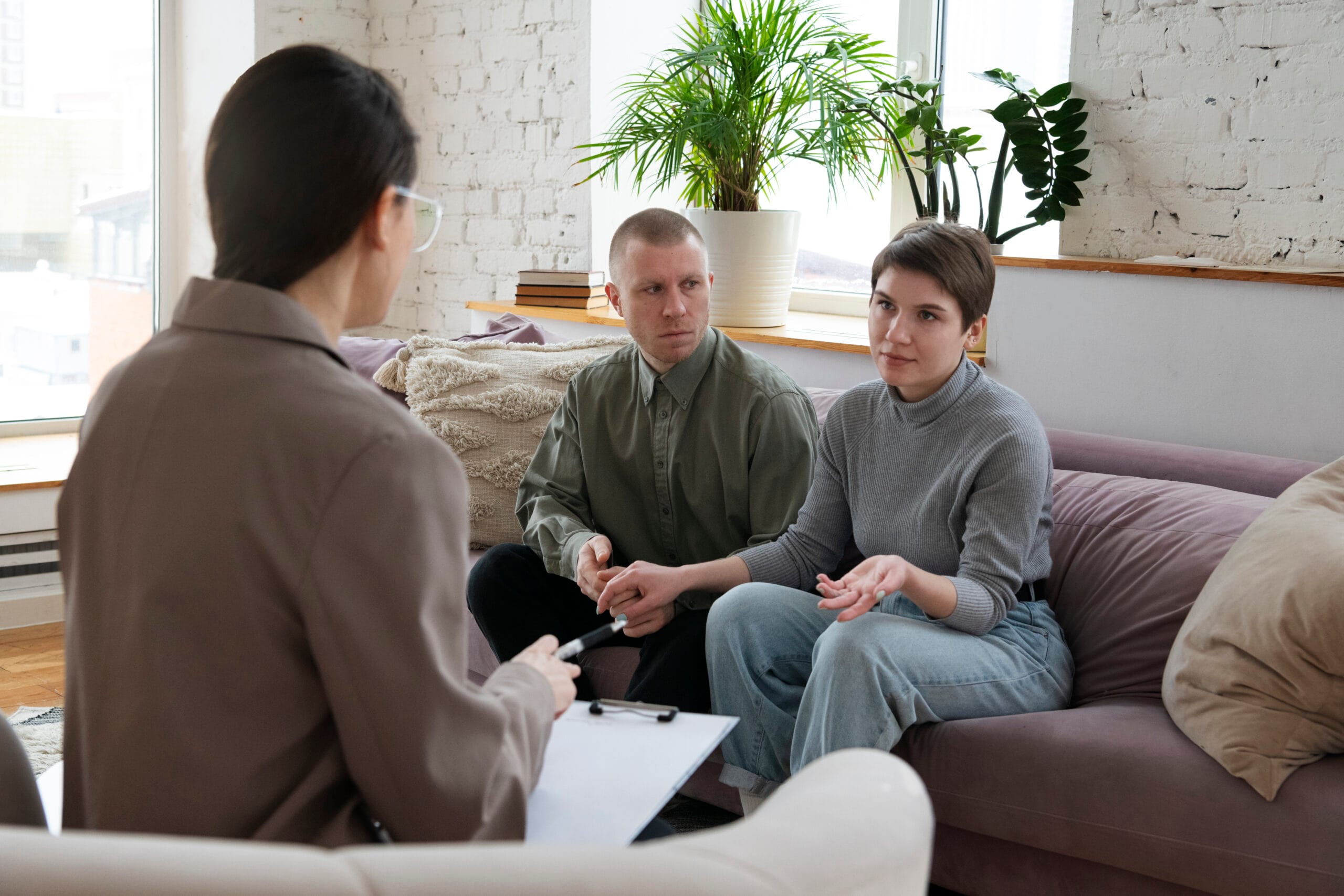 A calm conversation with an interventionist